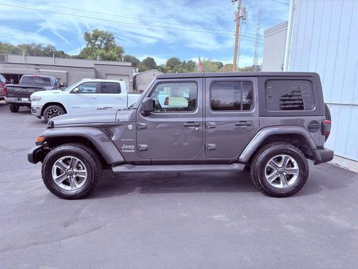 2022 Jeep Wrangler Unlimited Sahara