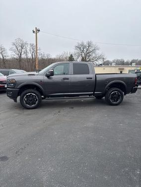 2026 RAM 2500 Tradesman Crew Cab 4x4 6'4' Box