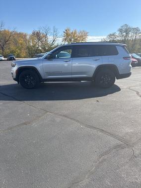 2024 Jeep Grand Cherokee L Altitude