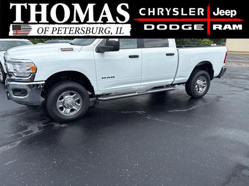 Bright White Clearcoat 2024 RAM 2500 Big Horn Crew Cab 4x4 6'4' Box
