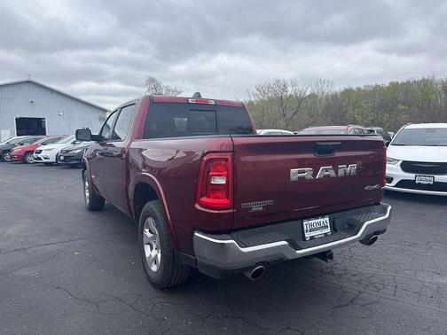 Delmonico Red Pearlcoat 2025 RAM 1500 Big Horn/Lone Star