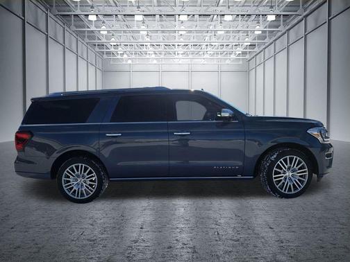 BLUE TINTED CLEARCOAT 2023 Ford Expedition Max Platinum