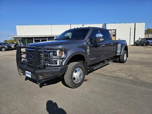 2022 Ford F-350 Lariat