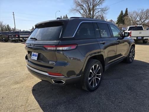 2022 Jeep Grand Cherokee Overland