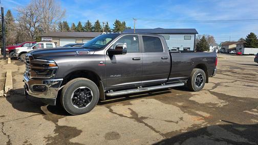 2025 RAM 2500 Laramie Crew Cab 4x4 8' Box