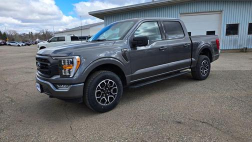 CARBONIZED GRAY METALLIC 2023 Ford F-150 XLT