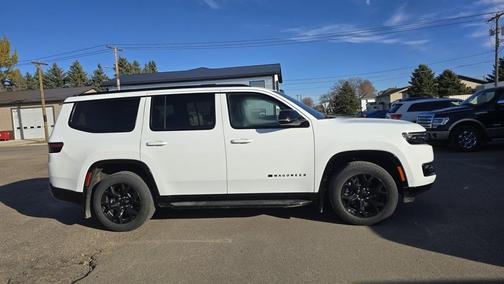 2024 Jeep Wagoneer Series II Carbide 4x4