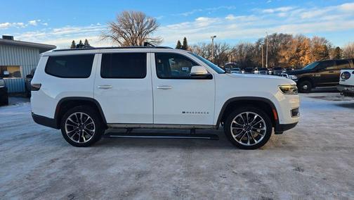2022 Jeep Wagoneer Series III 4x4
