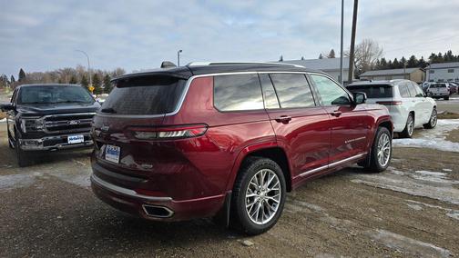 2023 Jeep Grand Cherokee L Summit