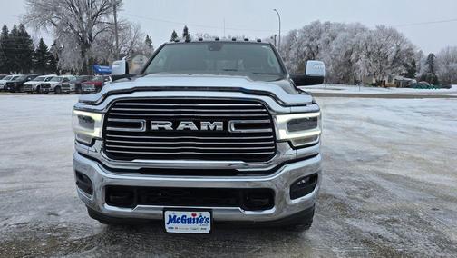 2023 RAM 2500 Laramie Crew Cab 4x4 6'4' Box