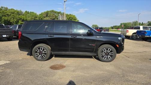 2023 GMC Yukon 4WD AT4