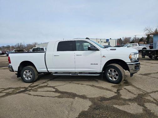 2022 RAM 2500 Big Horn Mega Cab 4x4 6'4'' Box