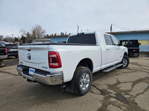 2022 RAM 2500 Big Horn Mega Cab 4x4 6'4'' Box