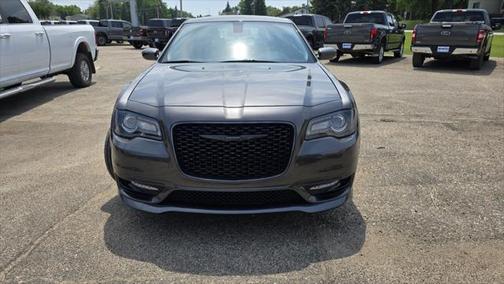 2023 Chrysler 300 Touring