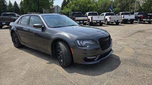 2023 Chrysler 300 Touring