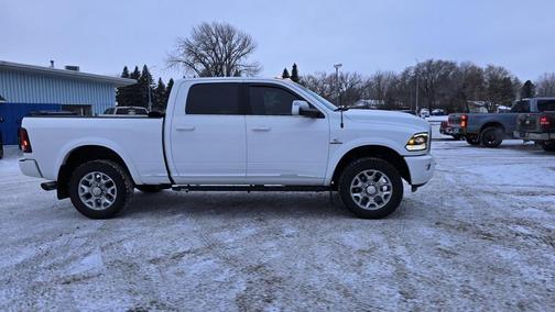 2018 RAM 2500 Limited Crew Cab 4x4 6'4' Box