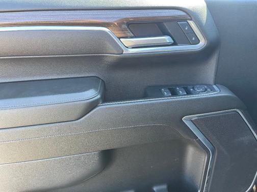 Black 2025 Chevrolet Silverado 1500 LT