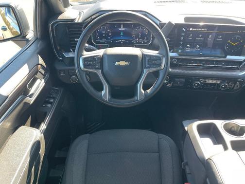 Black 2025 Chevrolet Silverado 1500 LT