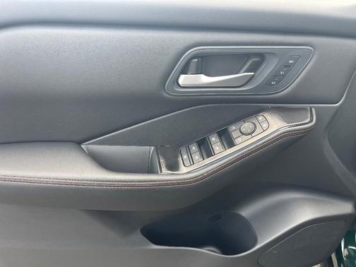 Obsidian Black 2026 Nissan Rogue Rock Creek