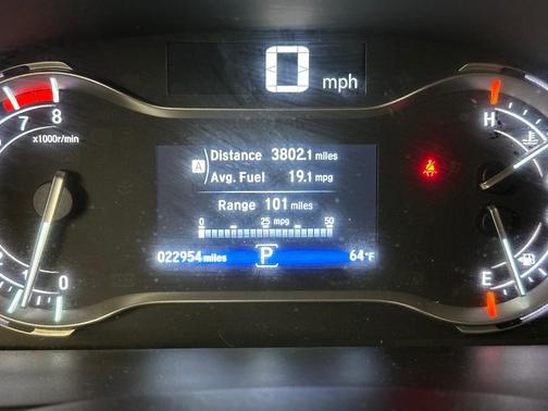 Modern Steel Metallic 2023 Honda Ridgeline RTL