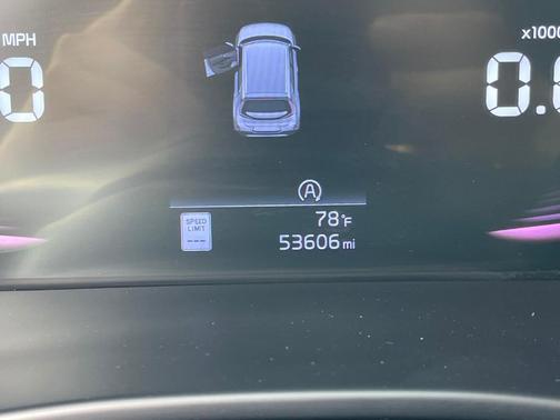 Steel Gray 2024 Kia Soul LX