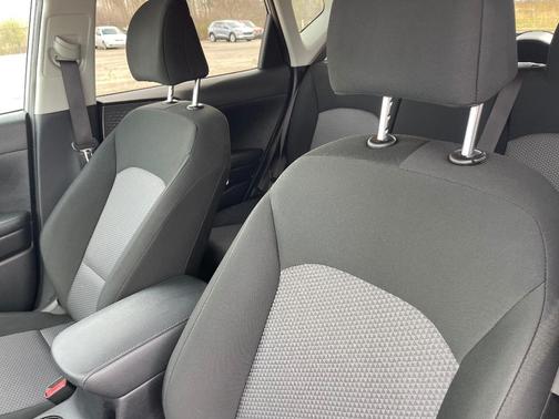 Steel Gray 2024 Kia Soul LX
