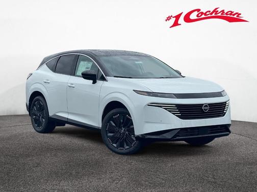 White / Black 2026 Nissan Murano Platinum