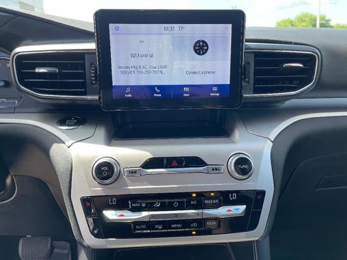 Star White 2020 Ford Explorer XLT