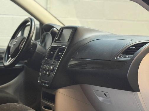 2016 Dodge Grand Caravan AVP/SE