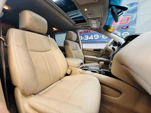 2013 Nissan Pathfinder Platinum