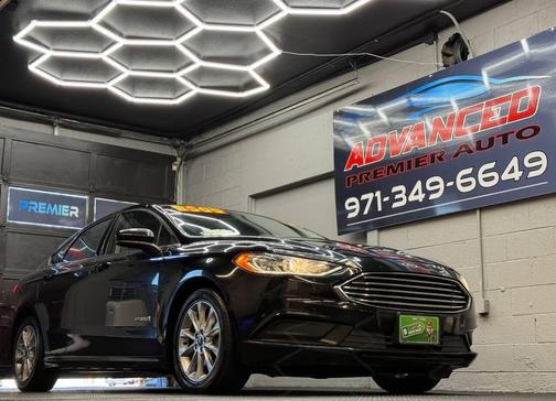 2017 Ford Fusion Hybrid SE