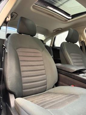 2017 Ford Fusion Hybrid SE