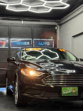 2017 Ford Fusion Hybrid SE