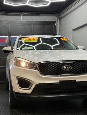 2016 Kia Sorento LX