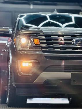 Magnetic 2019 Ford Expedition Limited