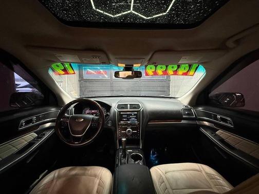 2016 Ford Explorer Platinum