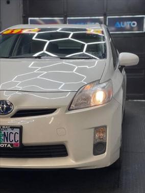 2010 Toyota Prius III