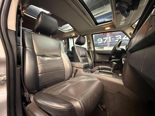 2009 Jeep Commander Sport