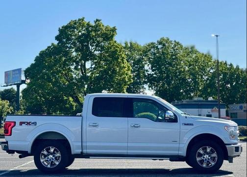 White Platinum Metallic Tri-Coat 2016 Ford F-150 Lariat