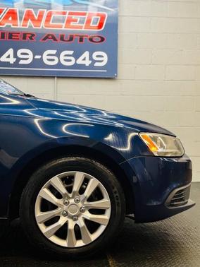 2014 Volkswagen Jetta Auto SE