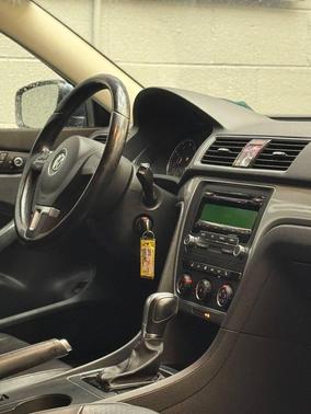 2015 Volkswagen Passat 1.8T S