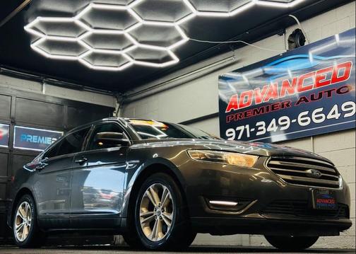 Magnetic Metallic 2018 Ford Taurus SEL Sedan
