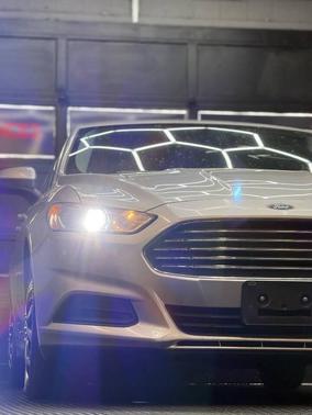 Ingot Silver Metallic 2013 Ford Fusion SE