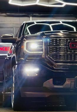 Onyx Black 2017 GMC Sierra 1500 Denali