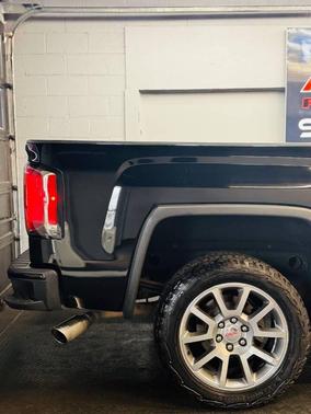 Onyx Black 2017 GMC Sierra 1500 Denali