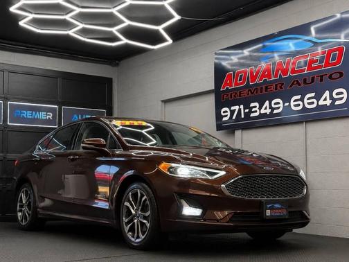 Rich Copper Metallic Tinted Clearcoat 2019 Ford Fusion Hybrid Titanium