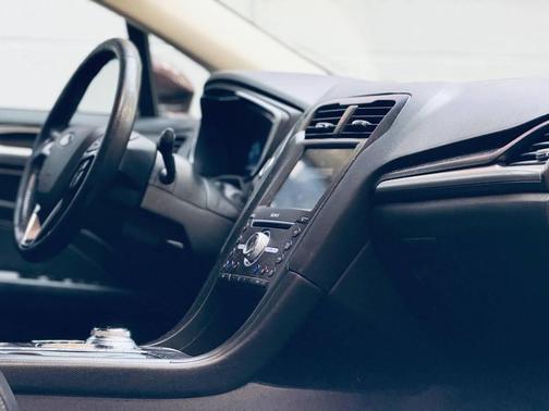 2019 Ford Fusion Hybrid Titanium