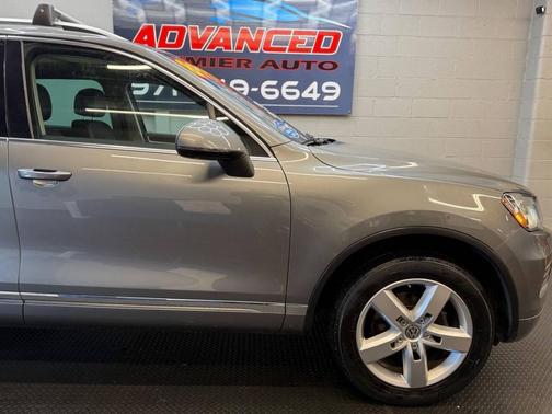 2014 Volkswagen Touareg X