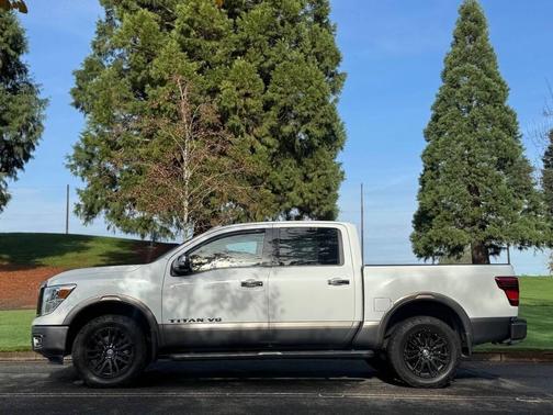 2018 Nissan Titan Platinum Reserve