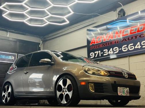 United Gray Metallic 2011 Volkswagen GTI 2-Door